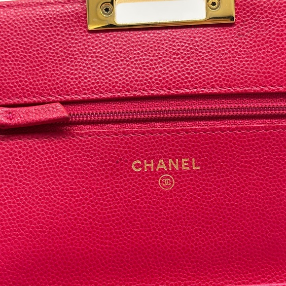 CHANEL Caviar Golden Class Wallet on Chain in Pink - Picture 14 of 15